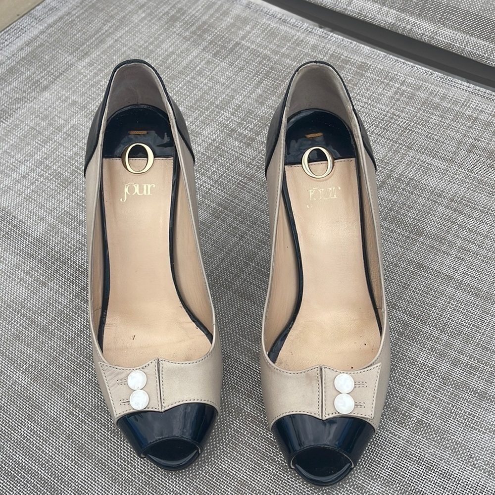 Jour 🎈Sale🎈made in Italy 🇮🇹 cream leather with black paten